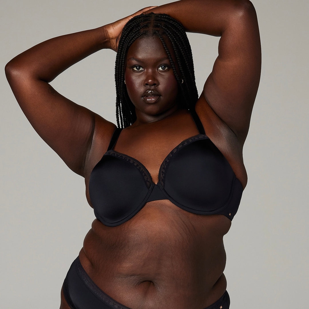 It Gal T Shirt Bra
