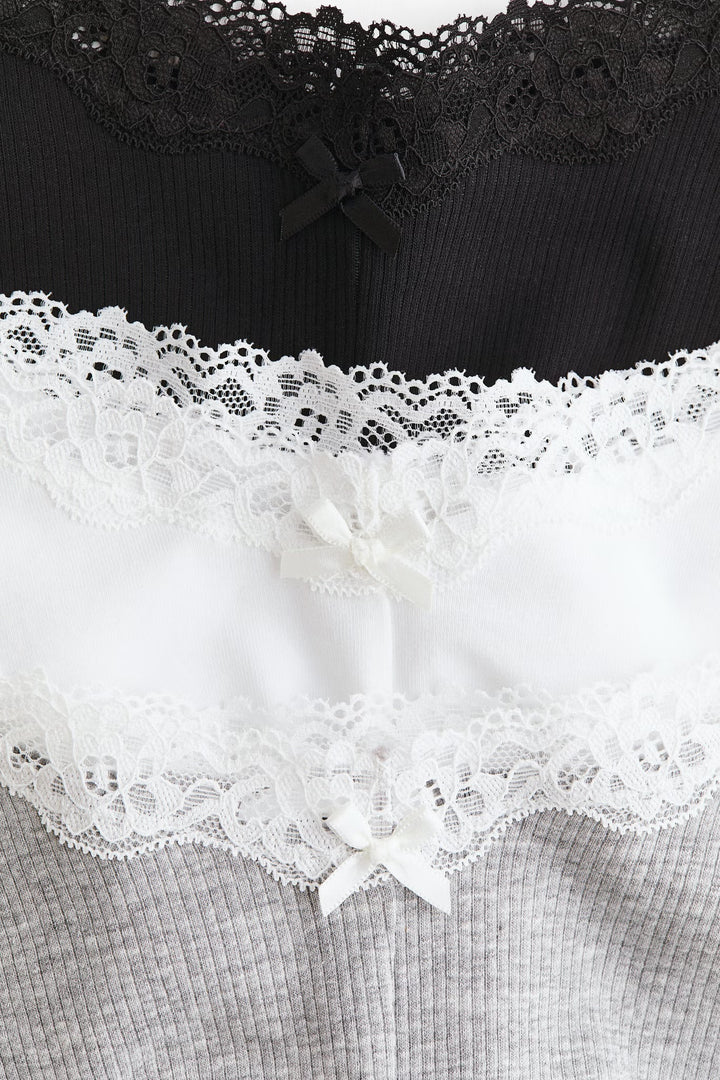3 pack Cotton & Lace Hipster Briefs