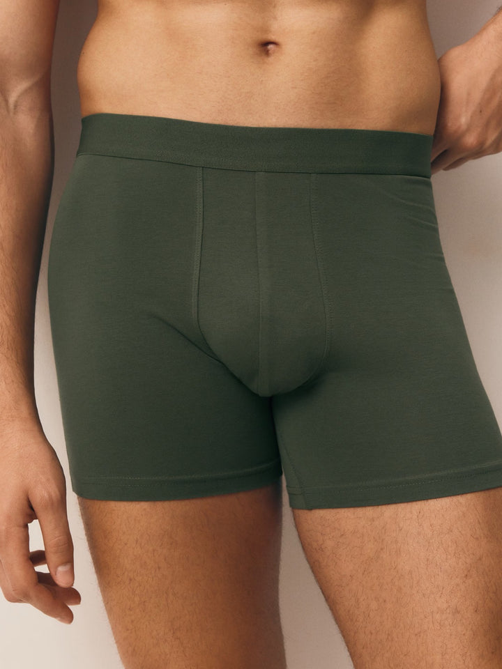 Mid-length Trunks